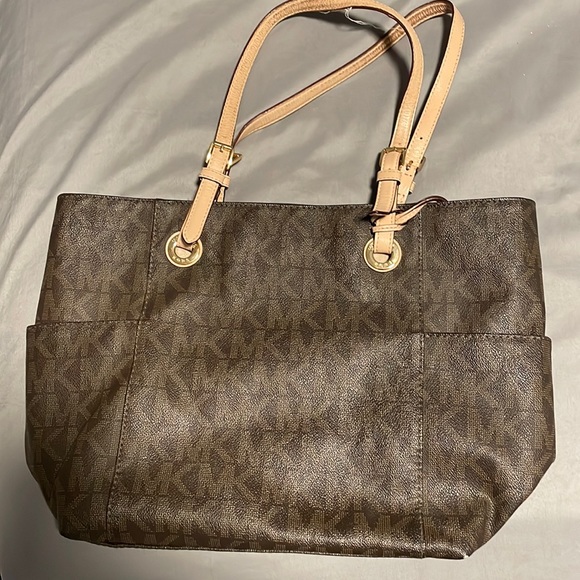 Michael Kors Jet set Purse - Picture 1 of 7